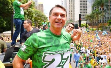 Flávio bolsonaro diz que pedirá anulação eleição