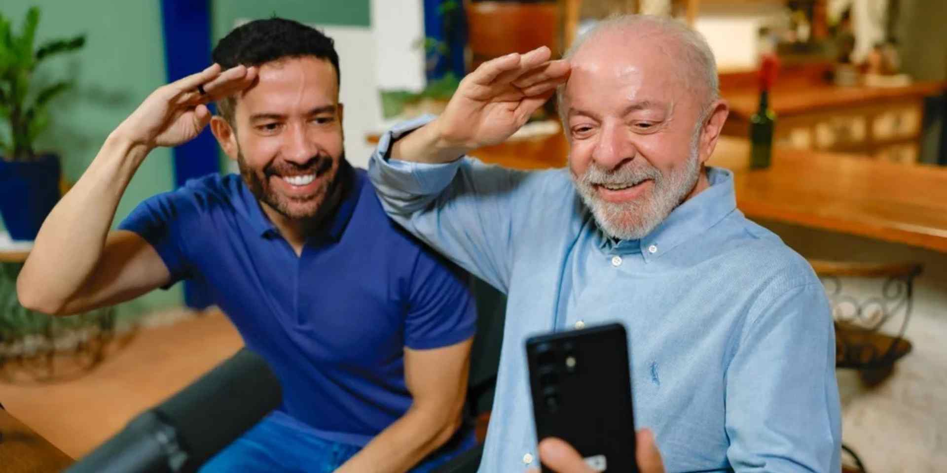 Lula e André Janones